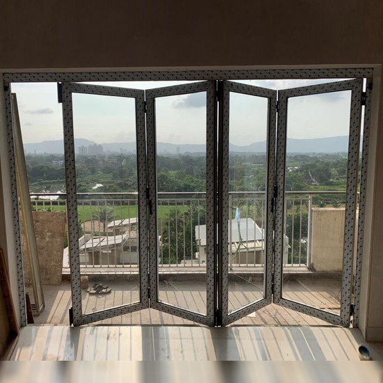 Aluminium sliding door