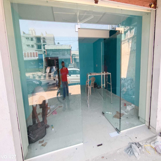 12 mm Glass partition & door